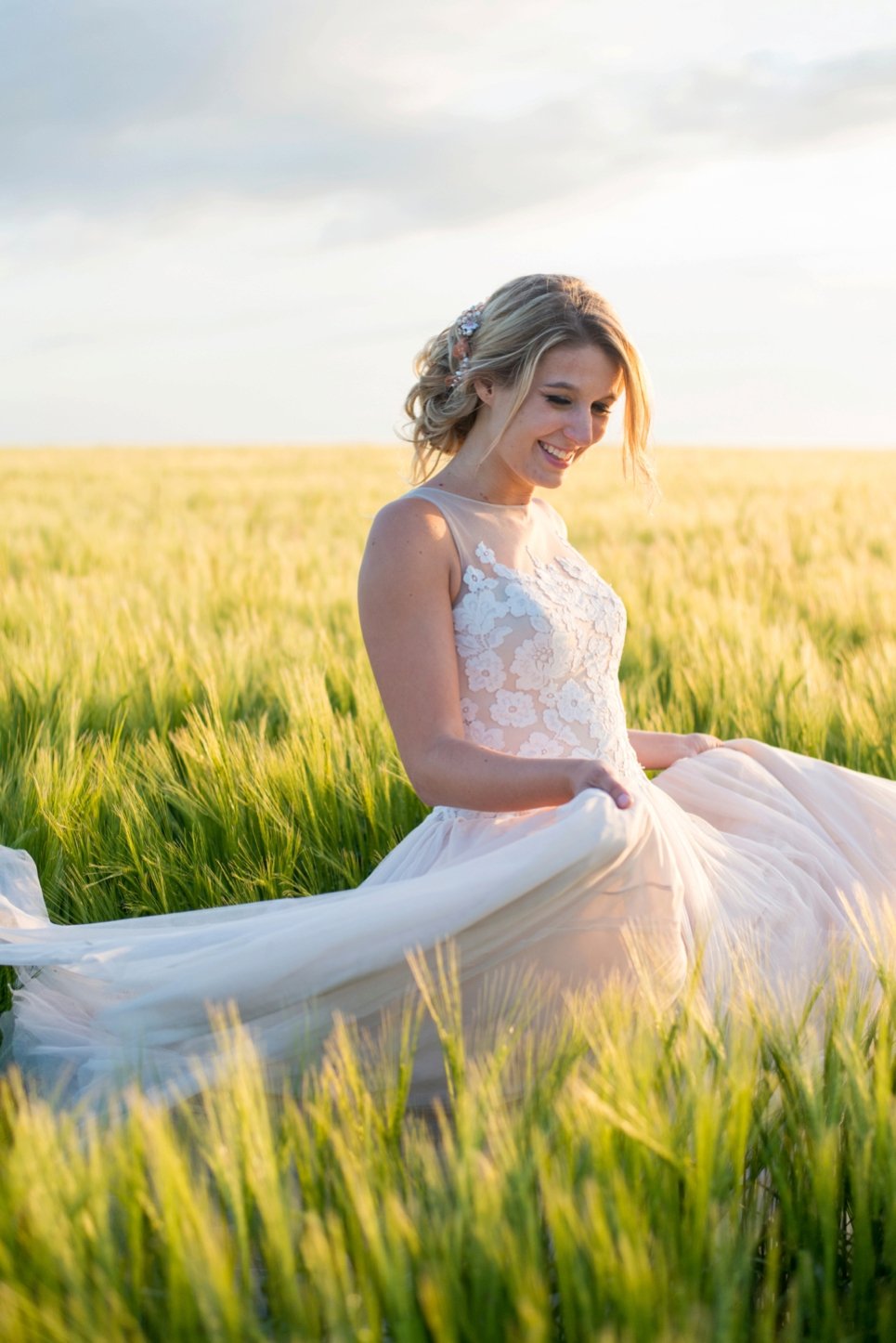 golden-hour-grainfield-wedding-photographer